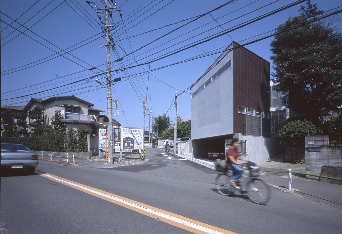 Image of "調布の住宅　〜V字の中庭〜", the work by architect : Manabu Naya (image number 1)