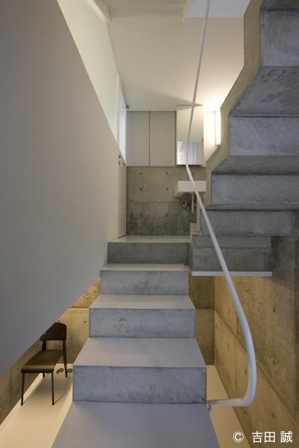 作品「恵比寿の住宅　〜５.１坪のスキップフロア〜」の画像 その4 （建築家 : 納谷 学）