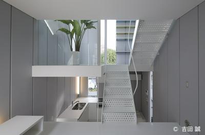 恵比寿の住宅　〜５.１坪のスキップフロア〜 | work by Architect Manabu Naya