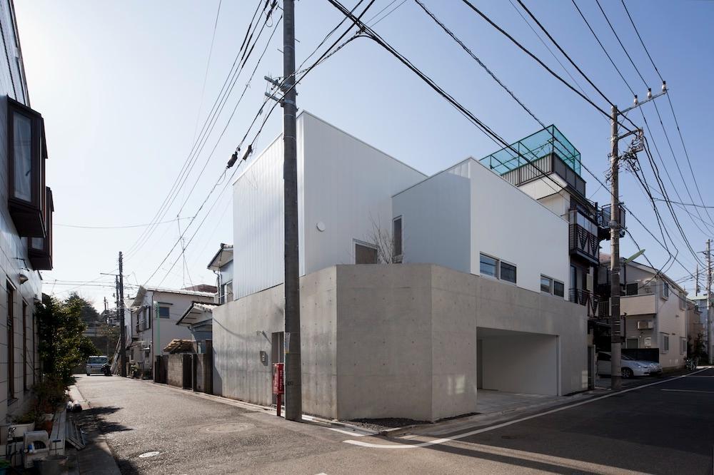 作品「奥沢の住宅　〜十字プランと４つの庭〜」の画像 その1 （建築家 : 納谷 学）