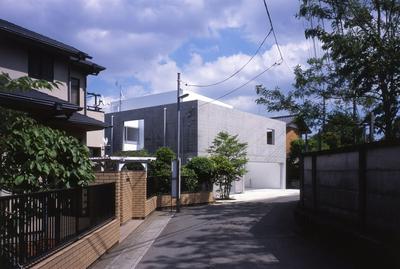 市川の住宅　〜入れ子の隙間を愉しむ〜 | work by Architect Manabu Naya
