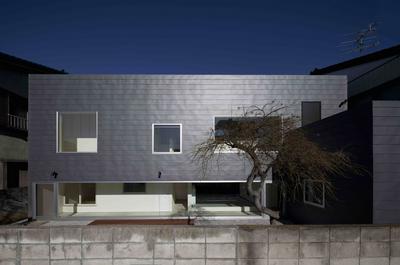 川口の住宅　〜柔らかい緩衝帯で解決〜 | work by Architect Manabu Naya