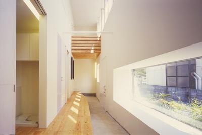東浦和の二世帯住宅　〜吹抜けスロープとおばあちゃん〜 | work by Architect Manabu Naya