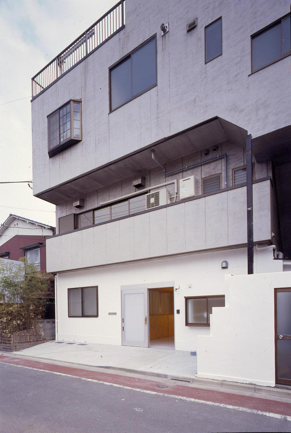 Image of "西新井のリノベーション　〜柔らかい境界による自立した生活〜", the work by architect : Manabu Naya (image number 1)