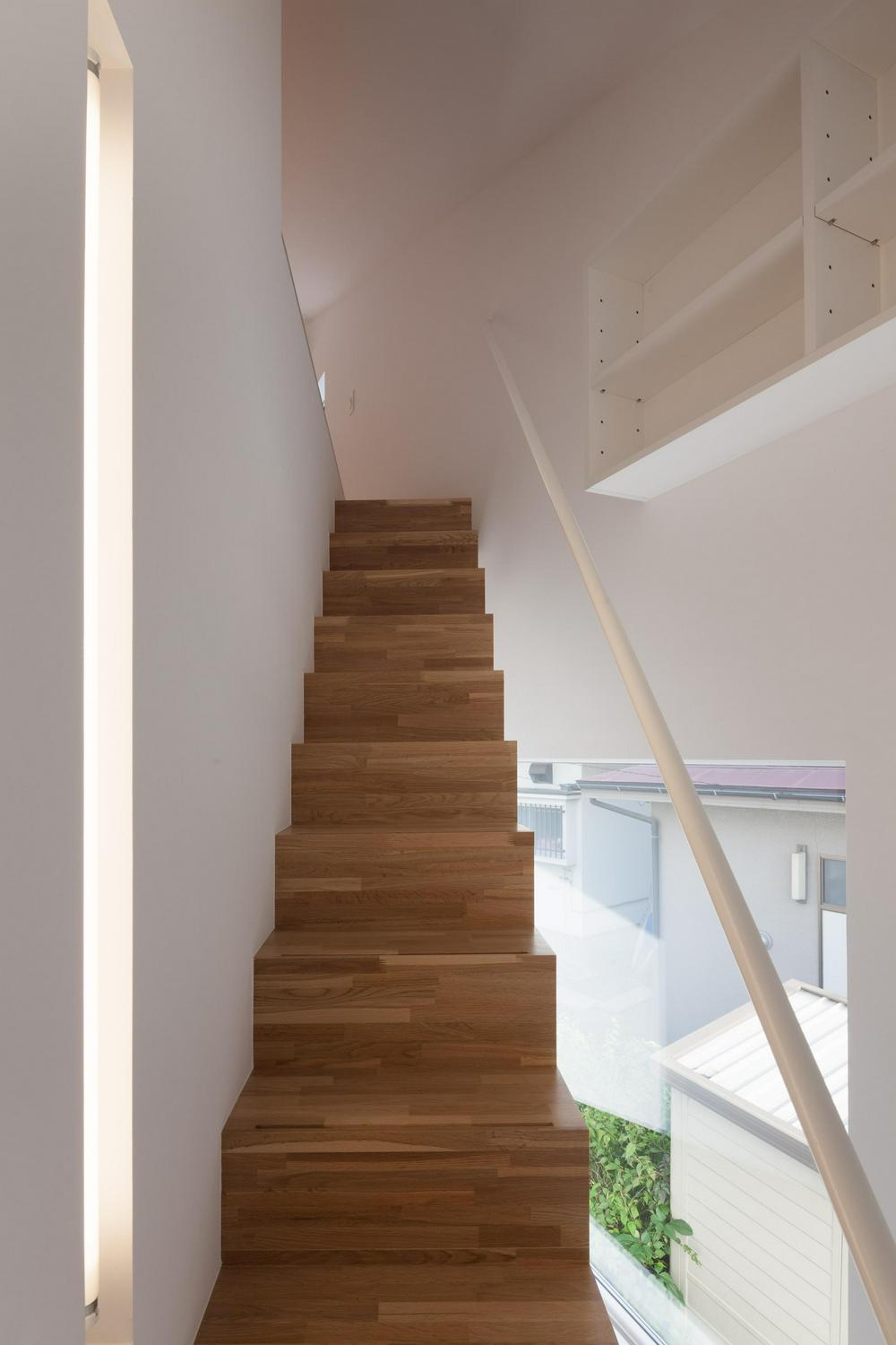 作品「山王の住宅　〜擁壁の上の台形〜」の画像 その11 （建築家 : 納谷 学）