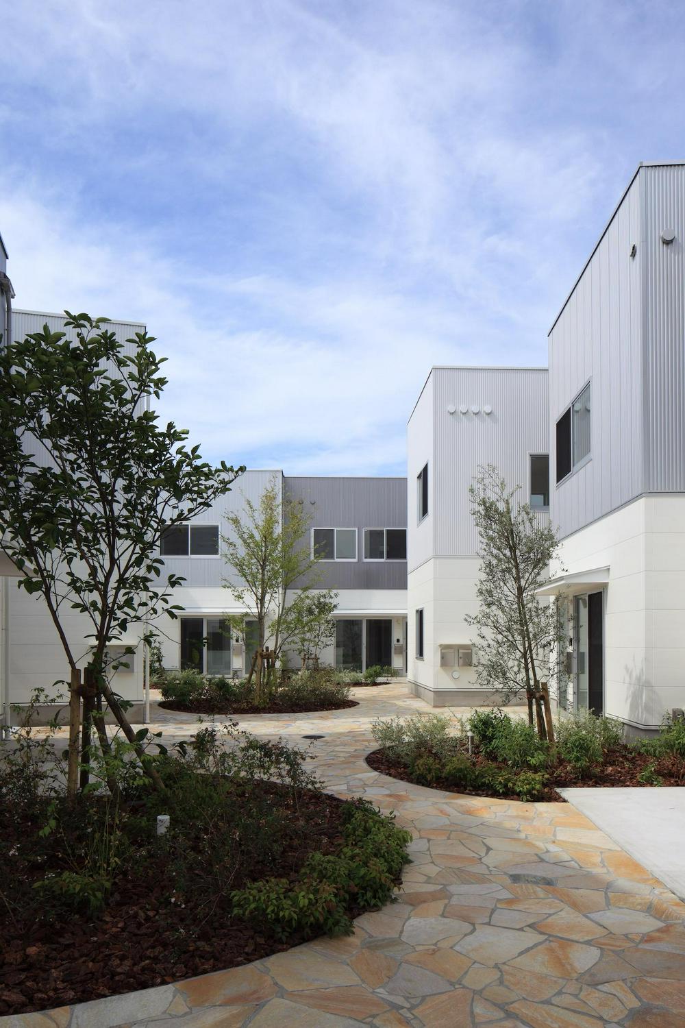 GOTENCHO APARTMENT 〜公園の中に住む〜 | 納谷 学 | 納谷建築設計事務