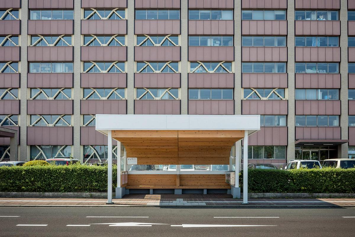 作品「秋田県庁前バス停　〜CLTとかまくら〜」の画像 その1 （建築家 : 納谷 学）