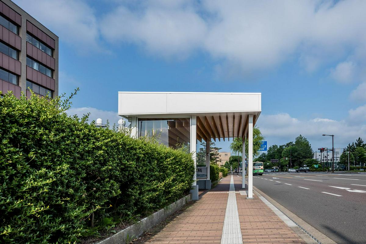 作品「秋田県庁前バス停　〜CLTとかまくら〜」の画像 その2 （建築家 : 納谷 学）
