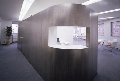 千駄ヶ谷のオフィス　〜最小限の操作と大きな変化〜 | work by Architect Manabu Naya