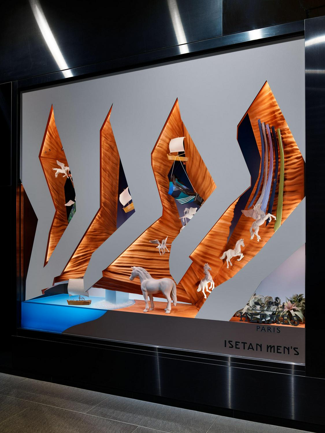 作品「HERMÈS IN MOTION -GROUND CAVE-」の画像 その3 （建築家 : 御手洗 龍）