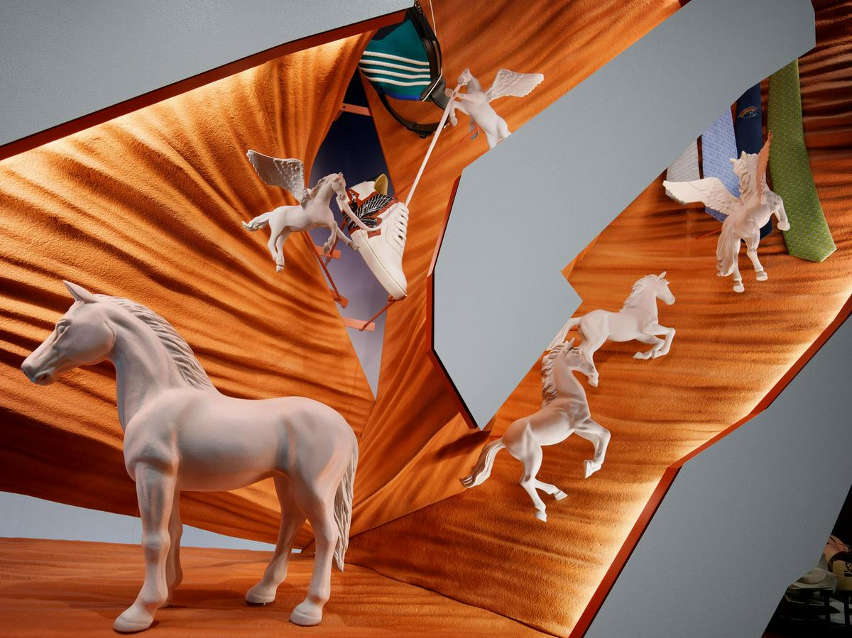 作品「HERMÈS IN MOTION -GROUND CAVE-」の画像 その4 （建築家 : 御手洗 龍）