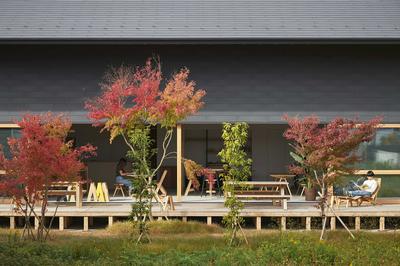 Ishinomaki Home Base | 建築家 芦沢 啓治 の作品