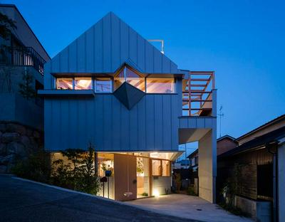 Hat house | work by Architect Fumi Aso