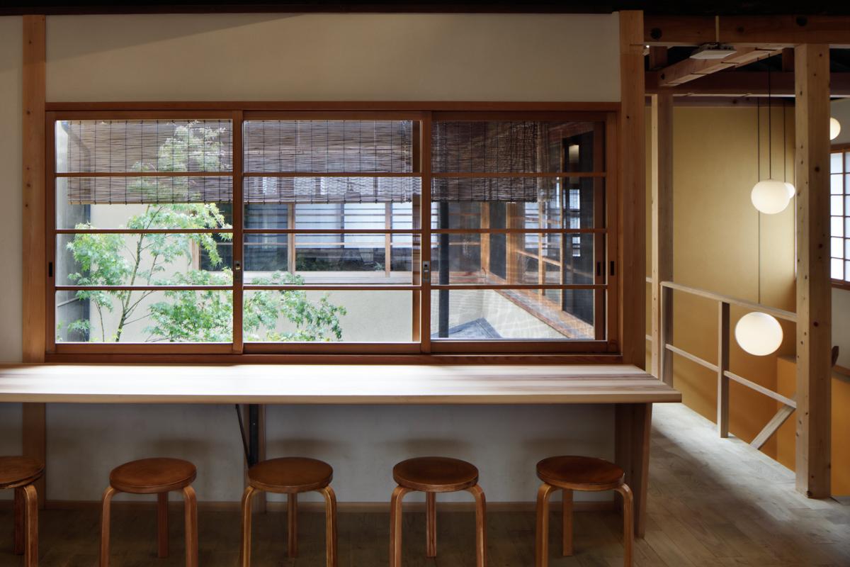 作品「Dandelion Chocolate Kyoto Higashiyama Ichinen-zaka Branch | ダンデライオン・チョコレート京都東山一念坂店」の画像 その11 （建築家 : 佐野 文彦）