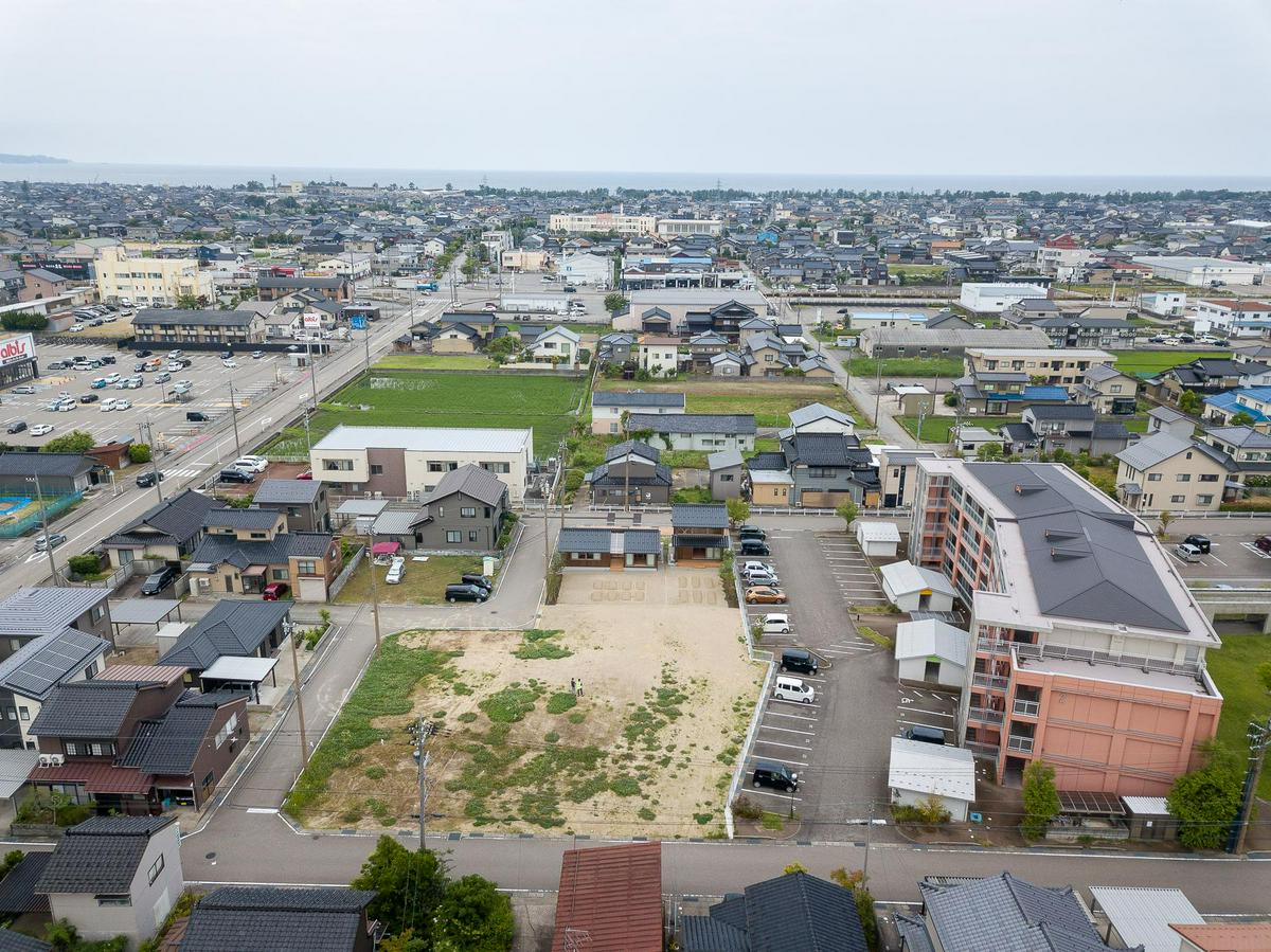 Image of "氷見移住ヴィレッジ｜Himi Migrant Village", the work by architect : Fuminori Nousaku (image number 2)