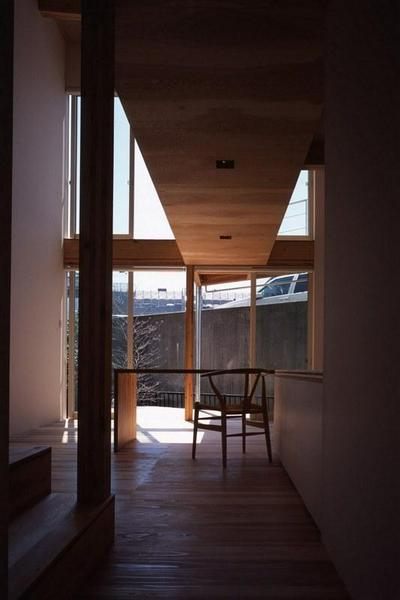 作品「宮前平の家」の画像 その11 （建築家 : 石井秀樹）