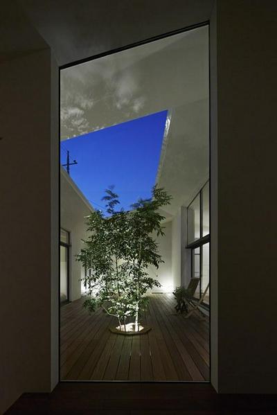 作品「箱森町の家」の画像 その26 (建築家 : 石井秀樹)