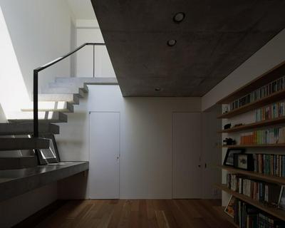 作品「初台の家」の画像 その3 (建築家 : 石井秀樹)