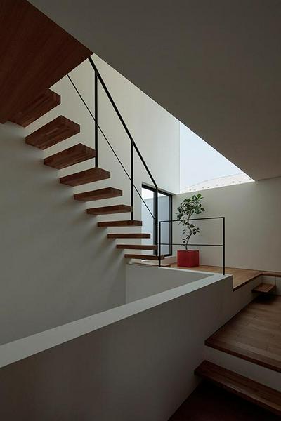 作品「弦巻の家」の画像 その11 (建築家 : 石井秀樹)