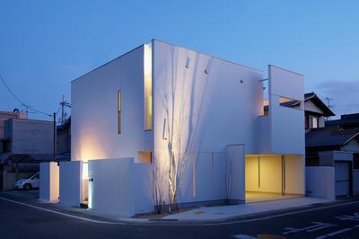 WHITE BOX | work by Architect Mitsutoshi Okamoto