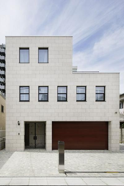 広尾の住宅　/　House in Hiroo | work by Architect Daisuke Matsui