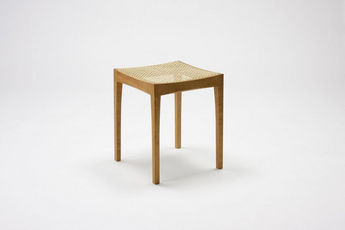 チェリースツール | Cherry Stool | 金野 千恵 | t e c o | titel