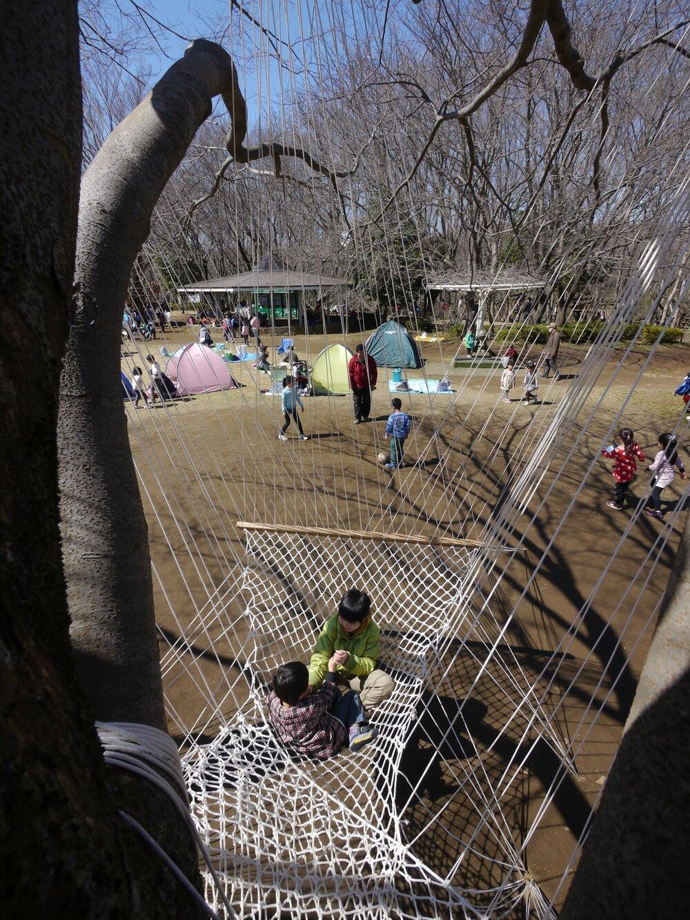 作品「木の上の眠りの家 | Hammock Tree House」の画像 その4 （建築家 : 金野 千恵）