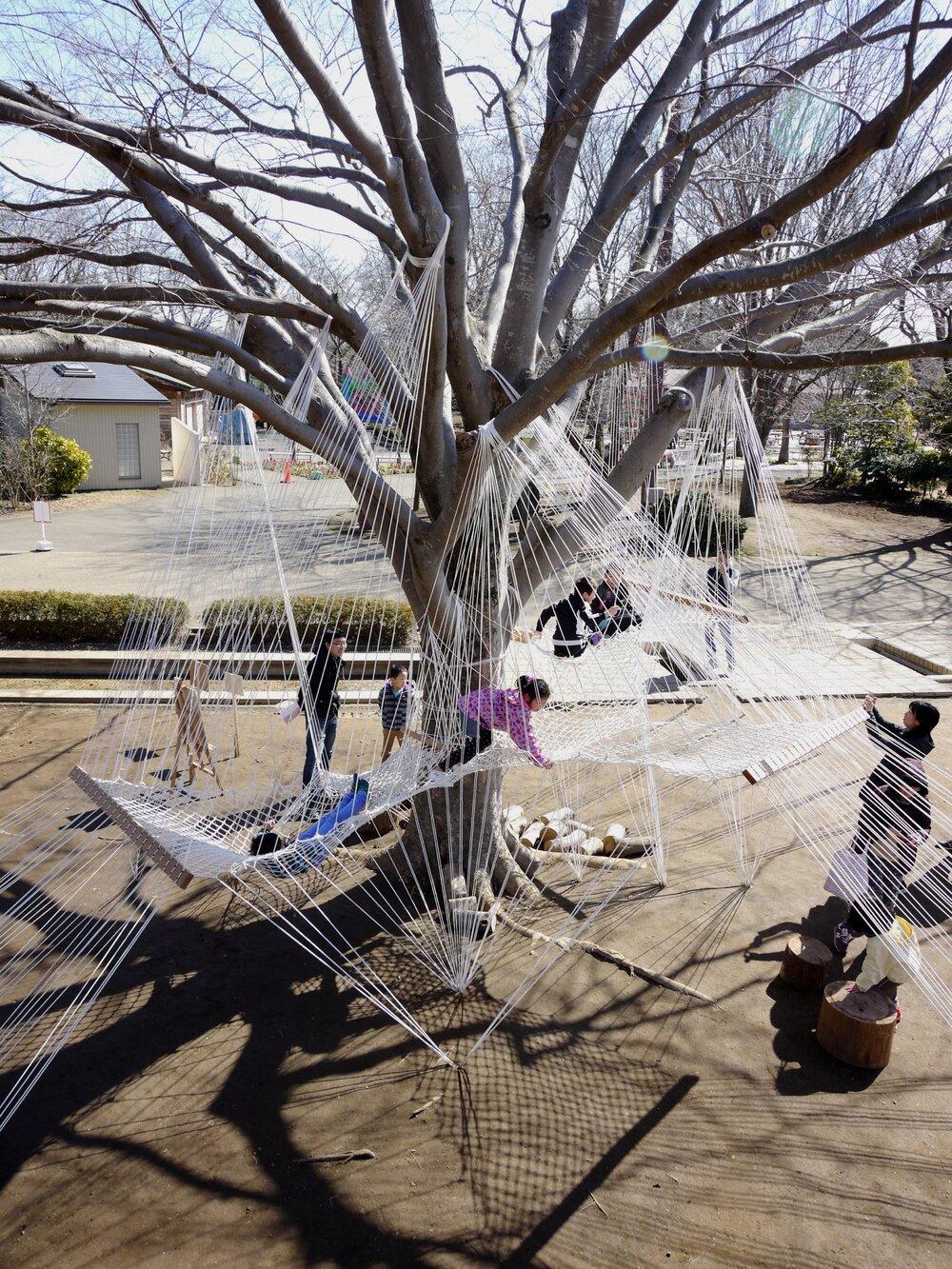 作品「木の上の眠りの家 | Hammock Tree House」の画像 その2 （建築家 : 金野 千恵）