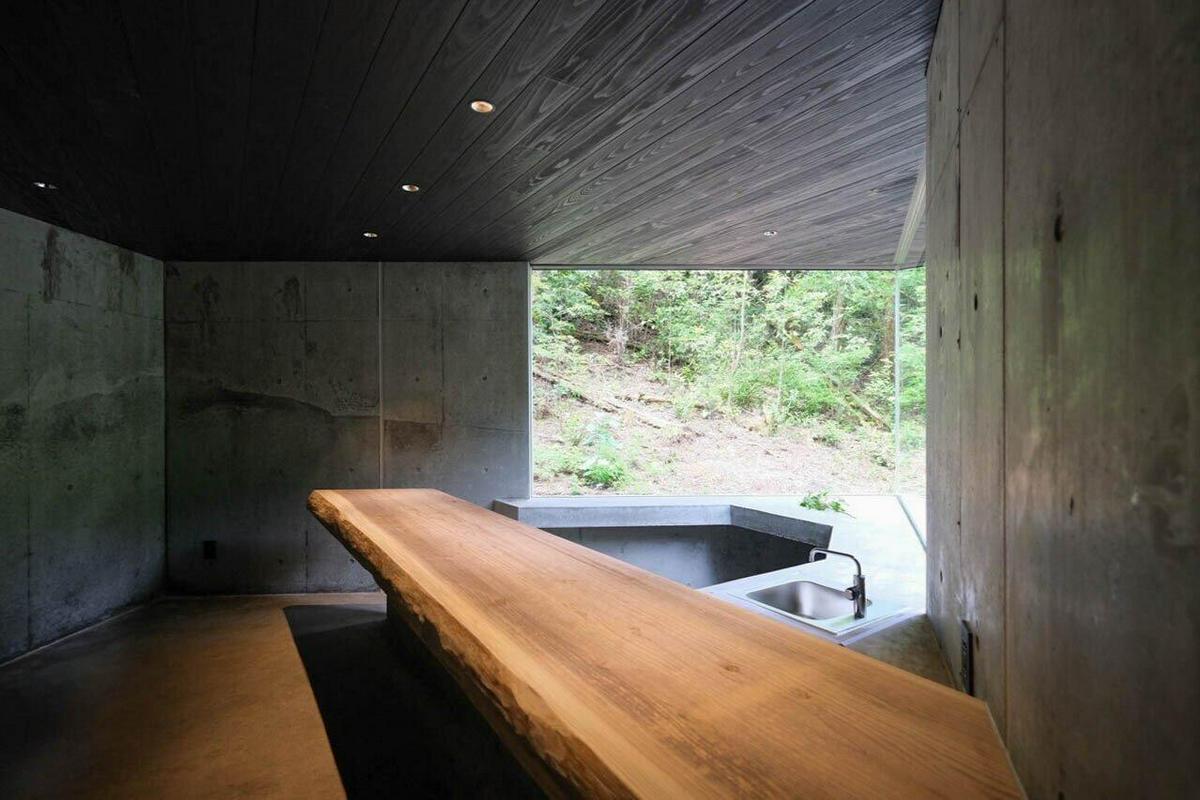 Image of "尾鈴山 新貯蔵庫 | Whiskey warehouse in OSUZUYAMA", the work by architect : Chie Konno (image number 8)
