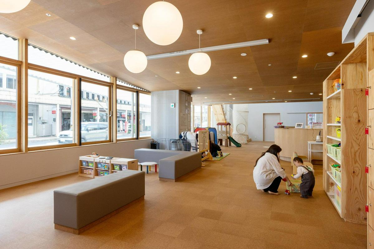 Image of "hoKko 北上市保健・子育て複合施設  /  Kitakami City Health and Child Care Complex", the work by architect : Chie Konno (image number 17)