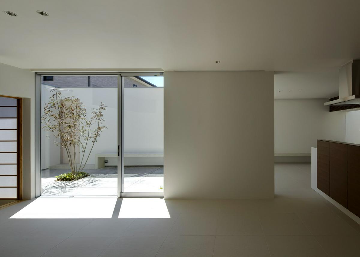 Image of "２ Courts House", the work by architect : Shinji Yoshida ＋ Yoko Sugita (image number 3)