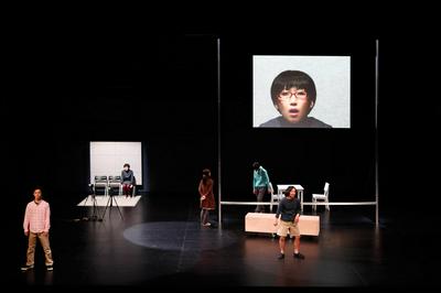 作品「チェルフィッチュ「ゾウガメのソニックライフ」」の画像 その1 （建築家 : 鈴野 浩一）