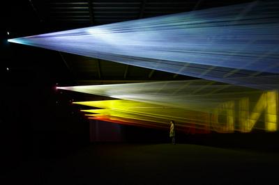 作品「光の織機 （Canon Milano Salone 2011）」の画像 その4 （建築家 : 鈴野 浩一）