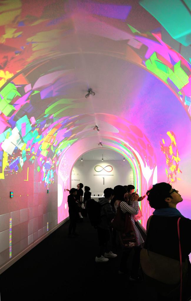 Image of "docomo Palette UI (TOKYO DESIGNERS WEEK 2011)", the work by architect : Koichi Suzuno (image number 1)