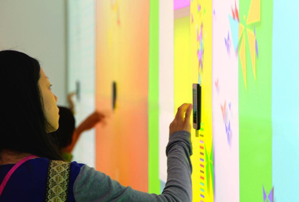 Image of "docomo Palette UI (TOKYO DESIGNERS WEEK 2011)", the work by architect : Koichi Suzuno (image number 5)
