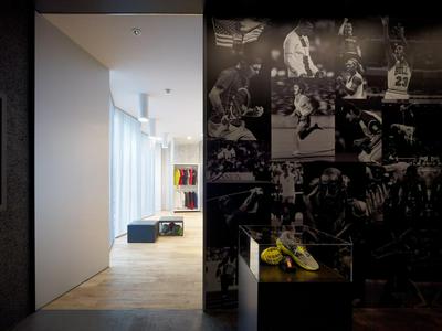 作品「NIKE PR ROOM」の画像 その2 （建築家 : 鈴野 浩一）