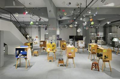 作品「Exhibition “10 Japanese designers in koloro-desk”」の画像 その1 (建築家 : 鈴野 浩一)