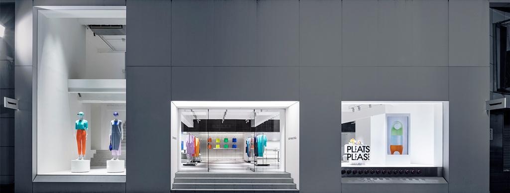 PLEATS PLEASE ISSEY MIYAKE「GLASS COLORS」 | 鈴野 浩一 | トラフ