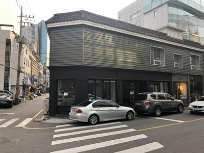 作品「FREITAG Store Seoul Apgujeong」の画像 その11 （建築家 : 鈴野 浩一）