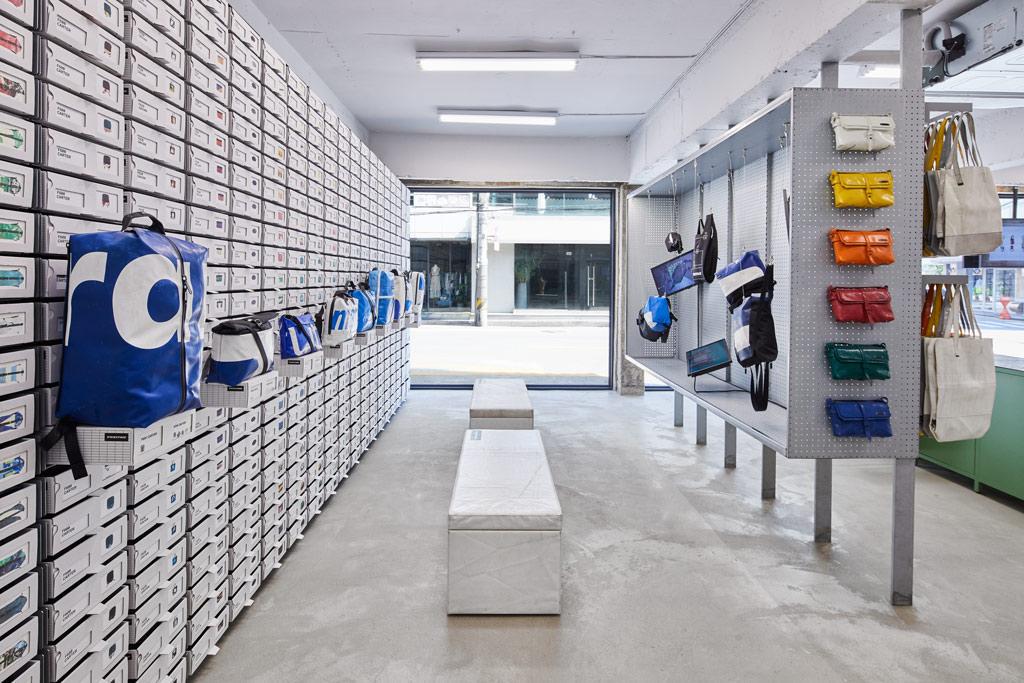Image of "FREITAG Store Seoul Apgujeong", the work by architect : Koichi Suzuno (image number 5)