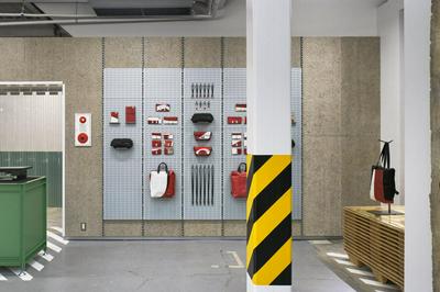 作品「FREITAG Store Kyoto」の画像 その6 （建築家 : 鈴野 浩一）