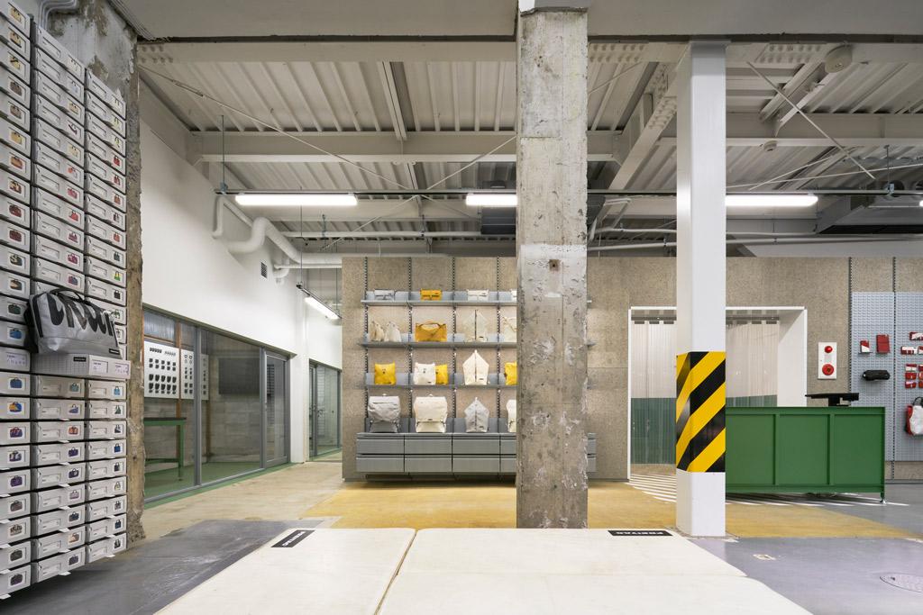 作品「FREITAG Store Kyoto」の画像 その8 （建築家 : 鈴野 浩一）