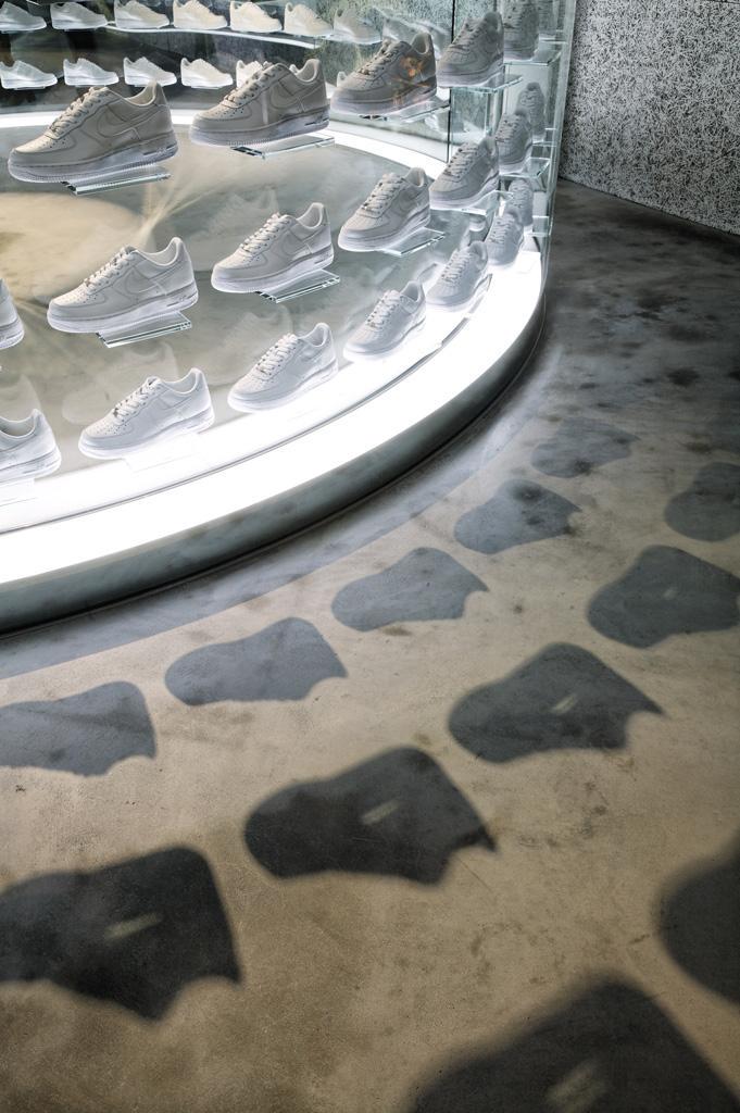 作品「NIKE 1LOVE」の画像 その12 （建築家 : 鈴野 浩一）