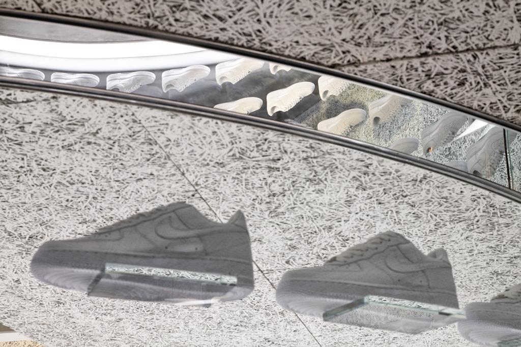 作品「NIKE 1LOVE」の画像 その13 （建築家 : 鈴野 浩一）