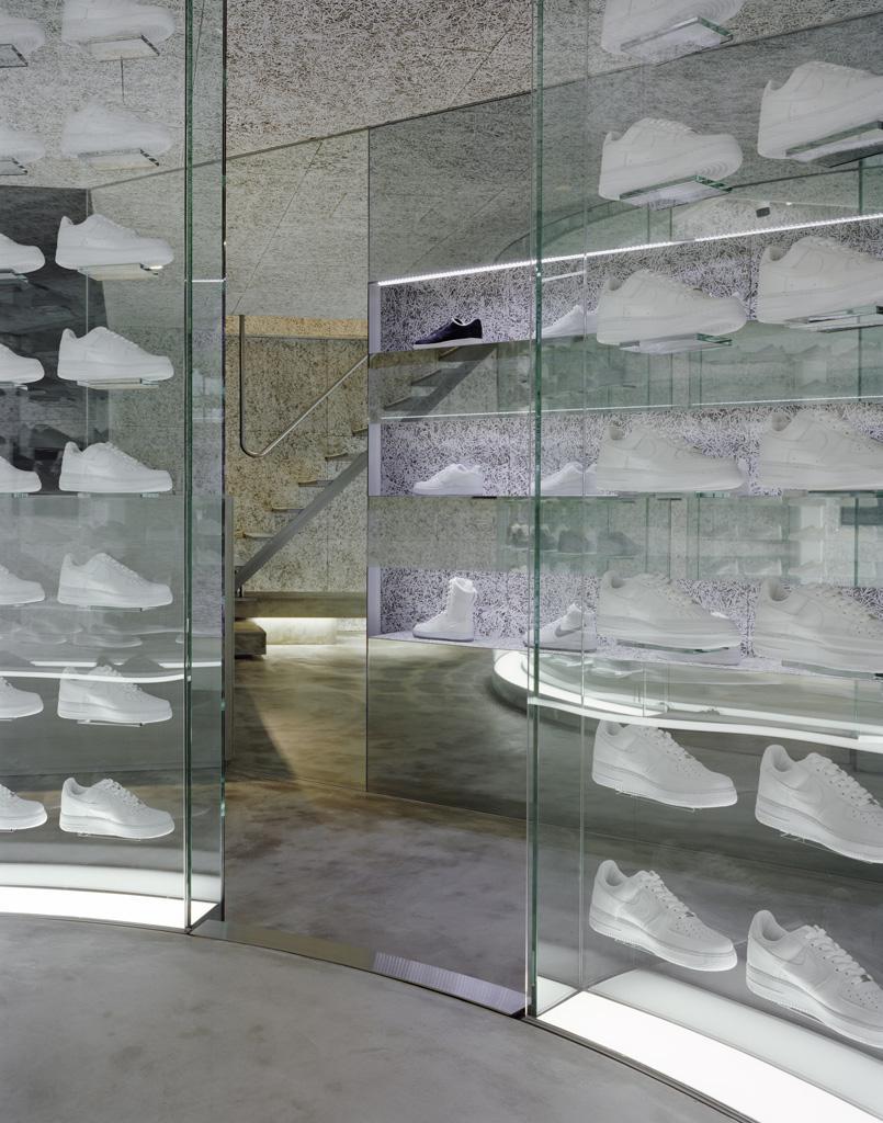 作品「NIKE 1LOVE」の画像 その7 （建築家 : 鈴野 浩一）