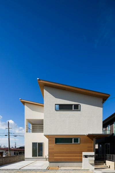 2つのリビングの家 | 建築家 田中 洋平 の作品