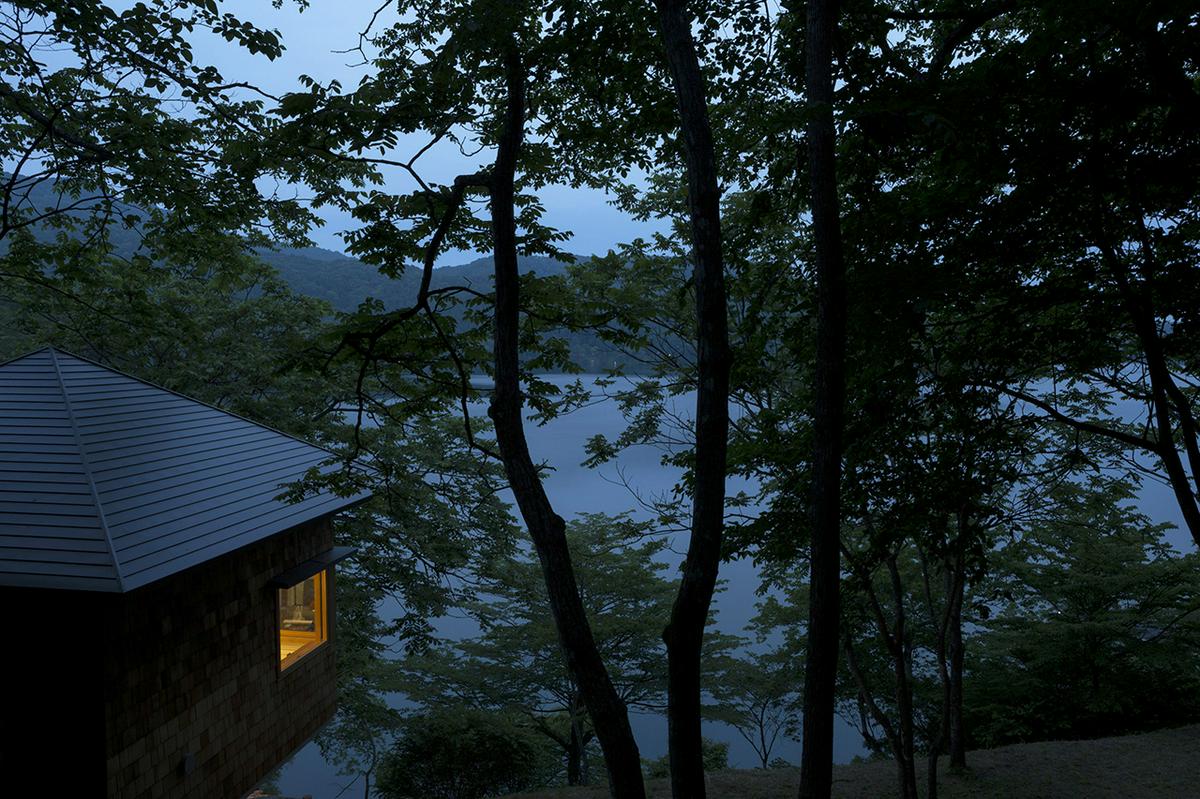 作品「野尻湖の小さな家 ｜ Small house on Lake Nojiri」の画像 その8 （建築家 : 八島正年 + 八島夕子）