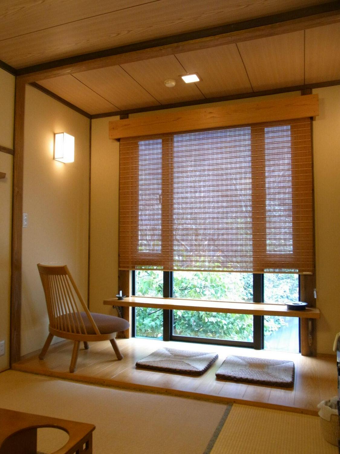 作品「米屋別荘：離れ棟増築／食事処・ライブラリ改修｜Komeyabessou: Annex / Dining Space and Library」の画像 その9 （建築家 : 武富 恭美）