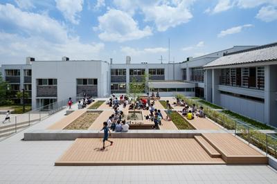 東大寺学園：雑華ホール／サンガティ・スクエア｜Todaijigakuen Junior and Senior High School: Zakke Hall / Samgati Square | work by Architect Yasumi Taketomi