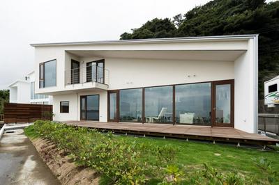 三浦海岸の別荘｜Miura Beach House | work by Architect Yasumi Taketomi